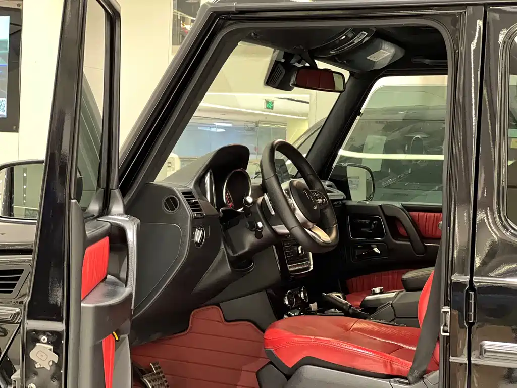 Mercedes-Benz G-Class 2018 — фото 11