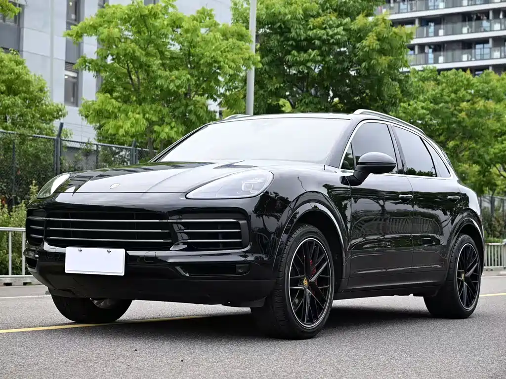 Porsche Cayenne 2018 — фото 1