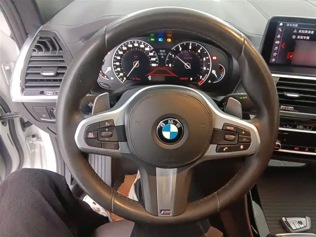 BMW X4 2019 — фото 11