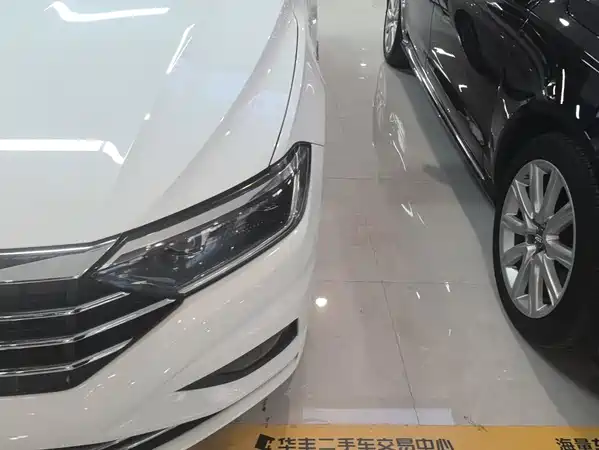 Volkswagen Sagitar 2021