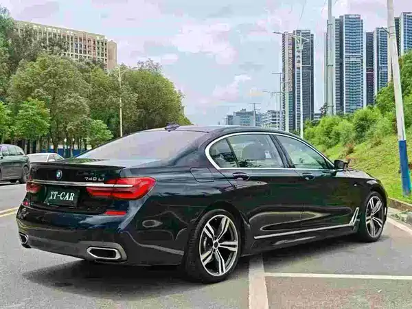 BMW 7 Series 2017