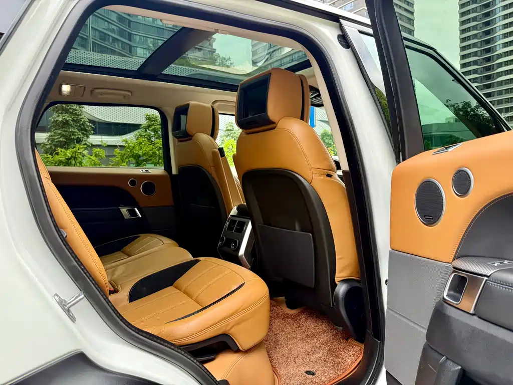 Land Rover Range Rover Sport 2018 — фото 25