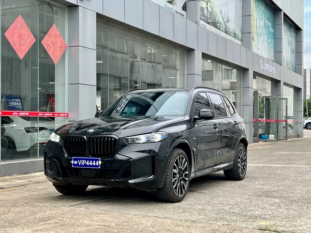BMW X5 2025 — фото 1
