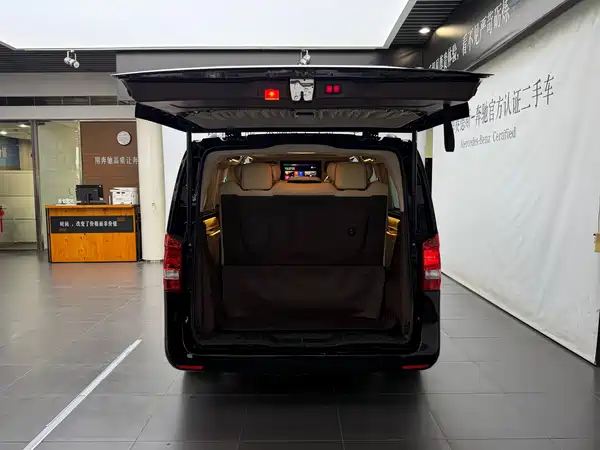 Mercedes-Benz Vito 2021
