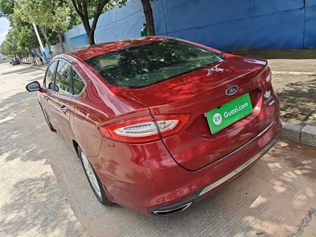 Ford Mondeo 2015 — фото 5