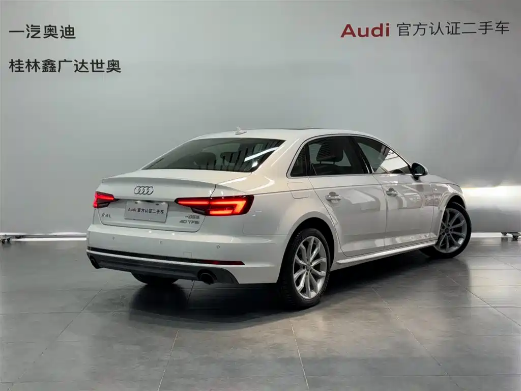 Audi A4L 2018 — фото 4