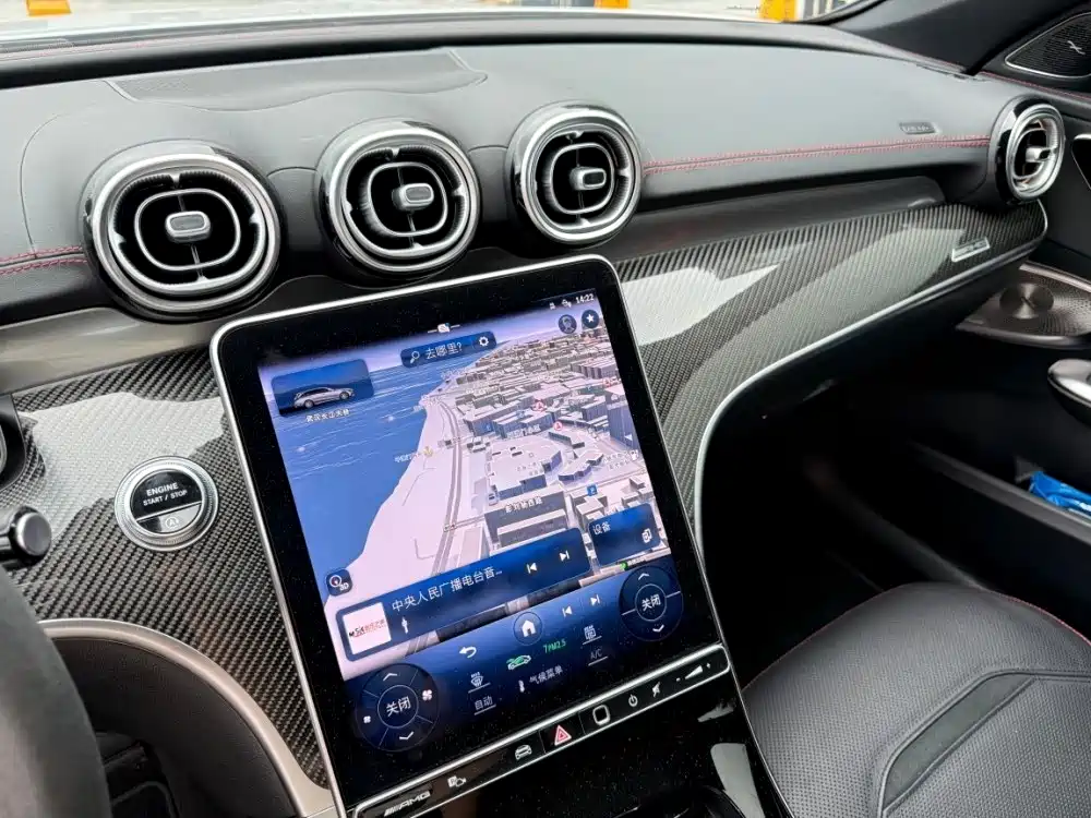 Mercedes-Benz C-Class AMG 2025 — фото 9