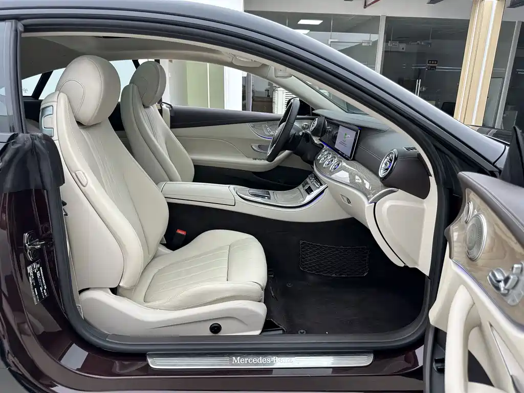 Mercedes-Benz E-Class 2020 — фото 8