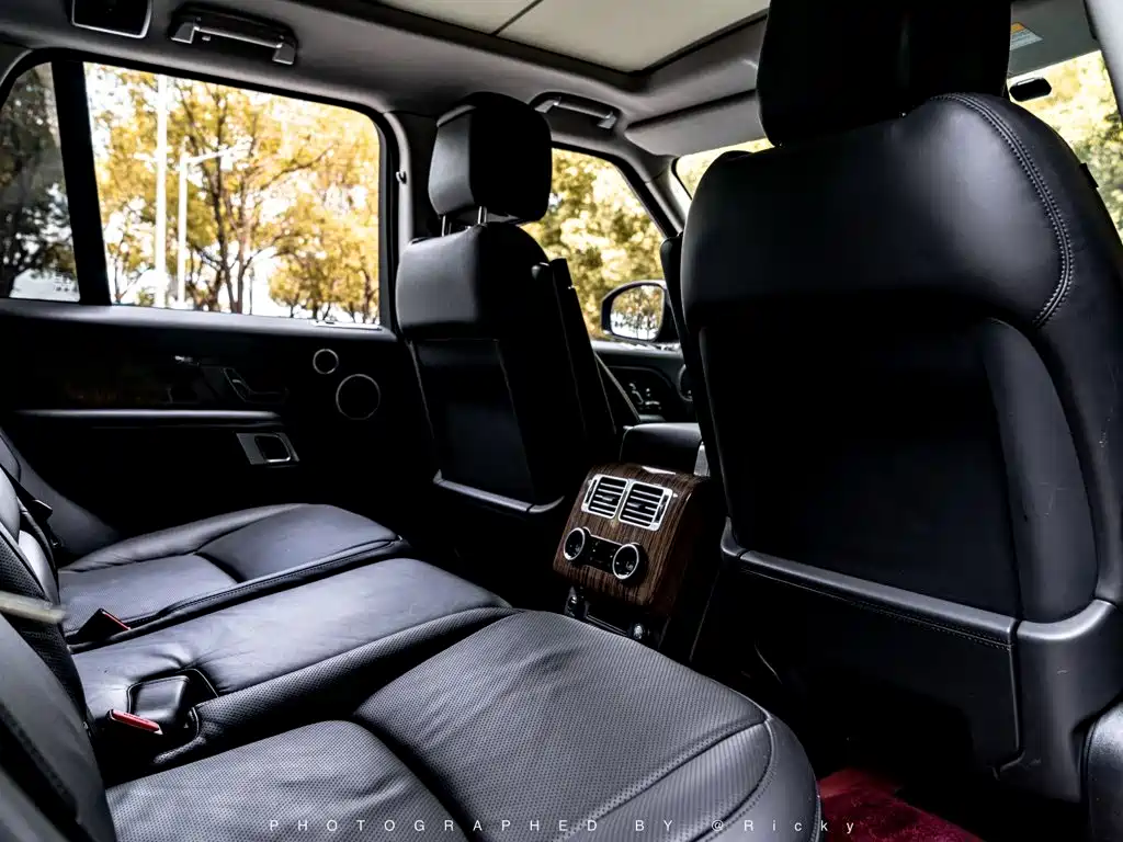 Land Rover Range Rover 2019 — фото 13