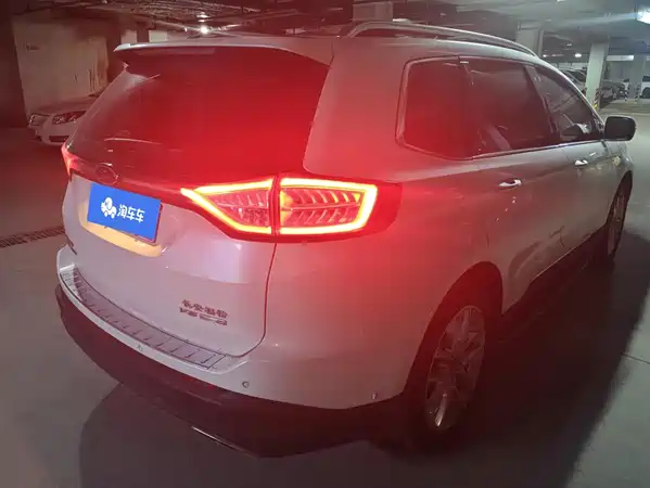 Ford Edge 2015