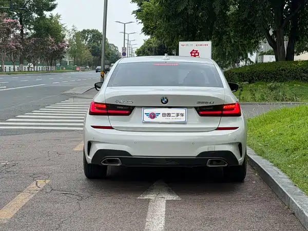 BMW 3 Series 2022