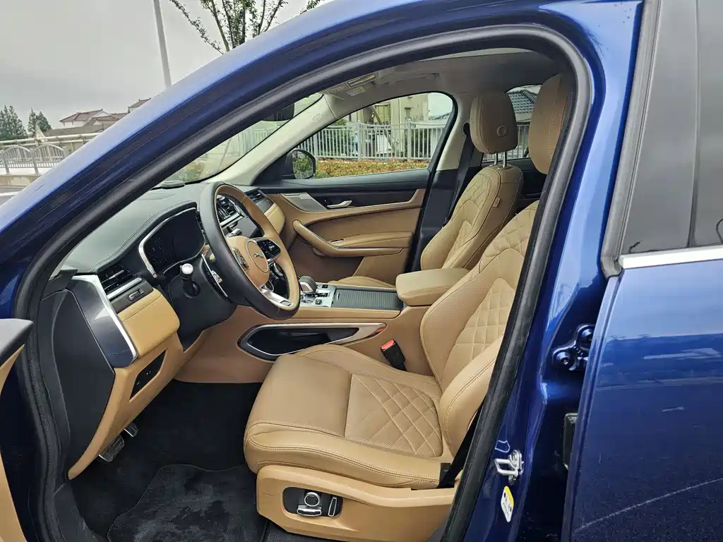 Jaguar F-PACE 2022