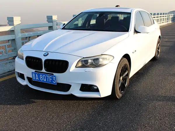 BMW 5 Series 2012