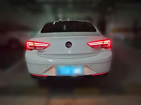 Buick Regal 2021