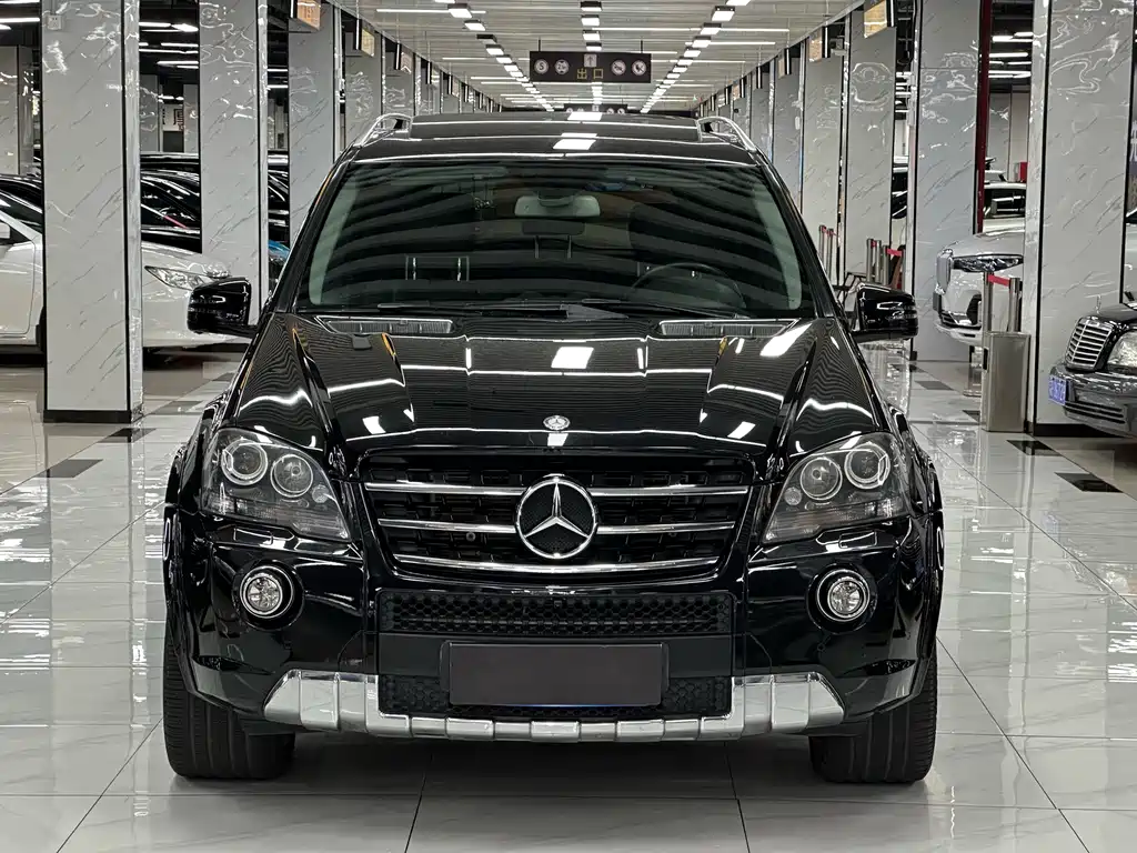 Mercedes-Benz M-Class AMG 2011 — фото 2
