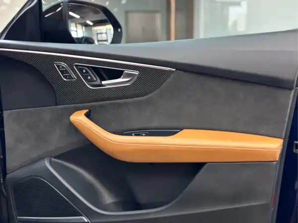 Audi RS Q8 2021