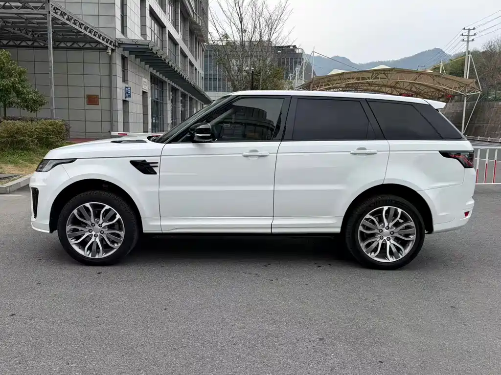 Land Rover Sport 2016 — фото 15