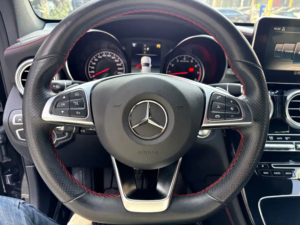 Mercedes-Benz GLC AMG 2019 — фото 14