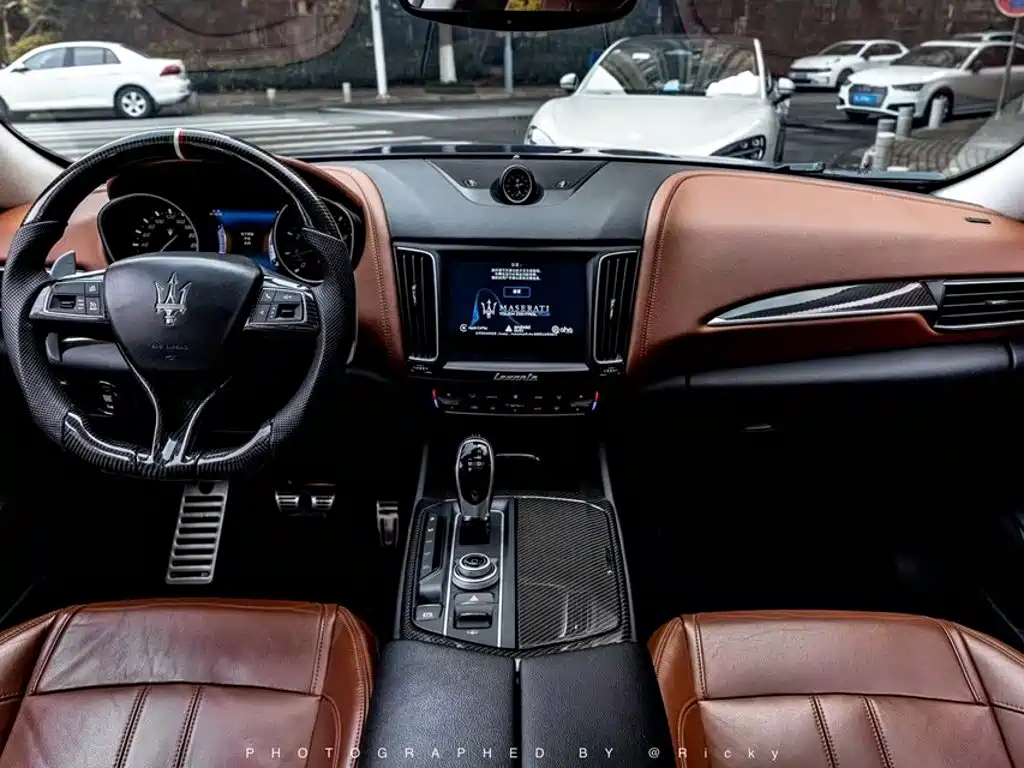 Maserati Levante 2017 — фото 3
