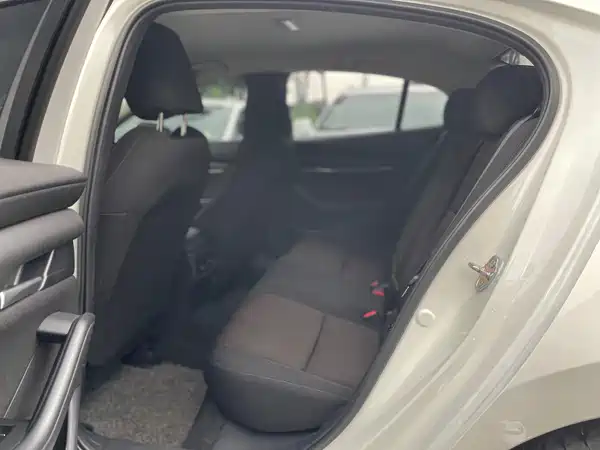 Mazda 3 Axela 2020