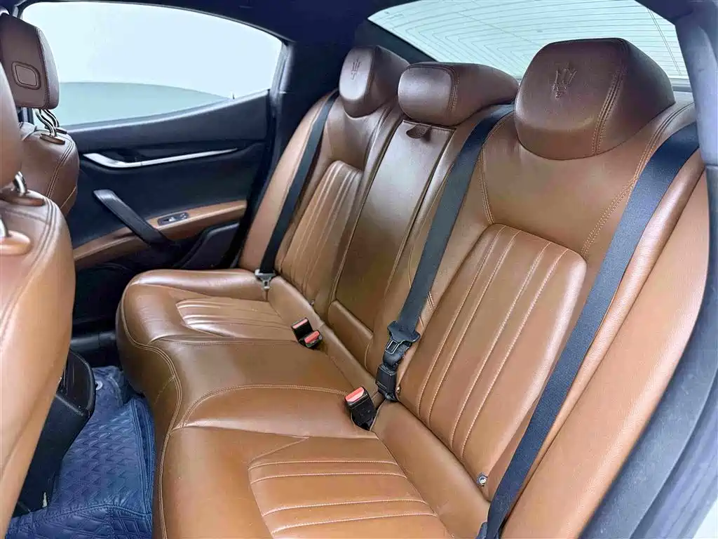 Maserati Ghibli 2015 — фото 12