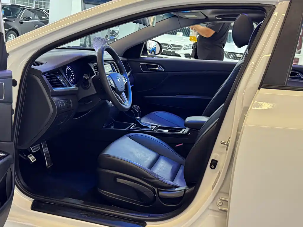 Hyundai Mistra 2018 — фото 15