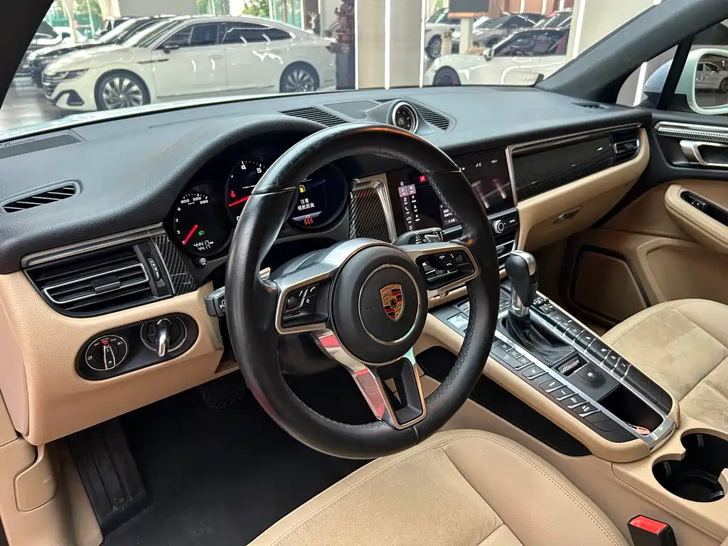 Porsche Macan 2021 — фото 14