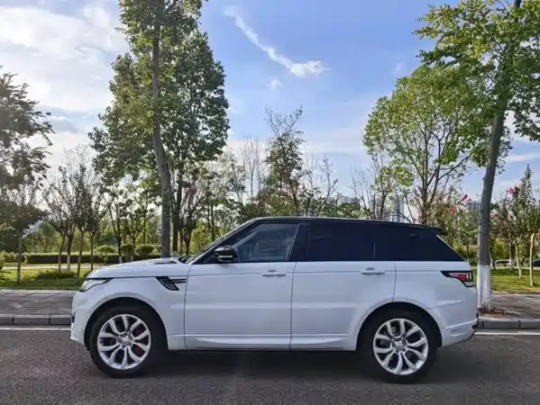 Land Rover Range Rover Sport 2014