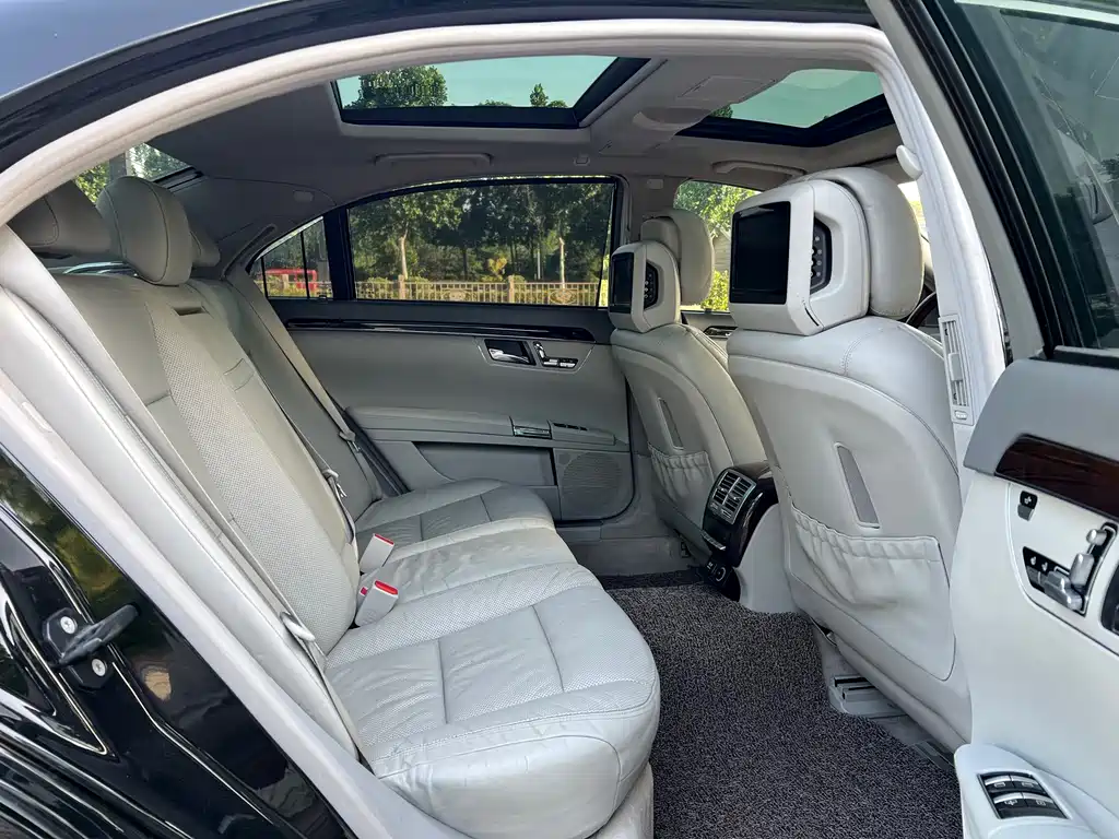 Mercedes-Benz S-Class 2012 — фото 11
