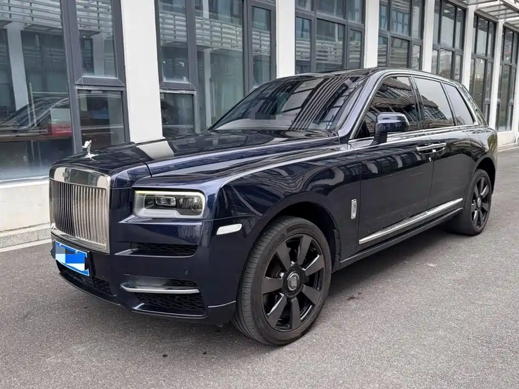 Rolls-Royce Cullinan 2019 — фото 1