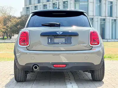 MINI MINI 2018