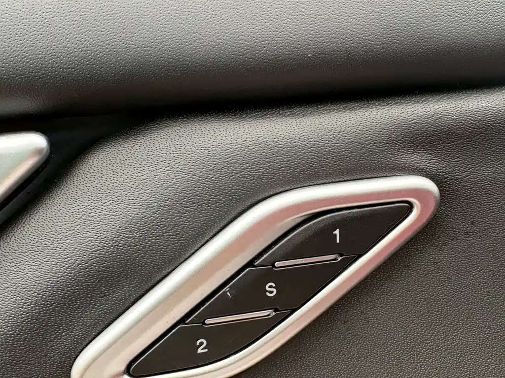 Maserati Ghibli 2015 — фото 8