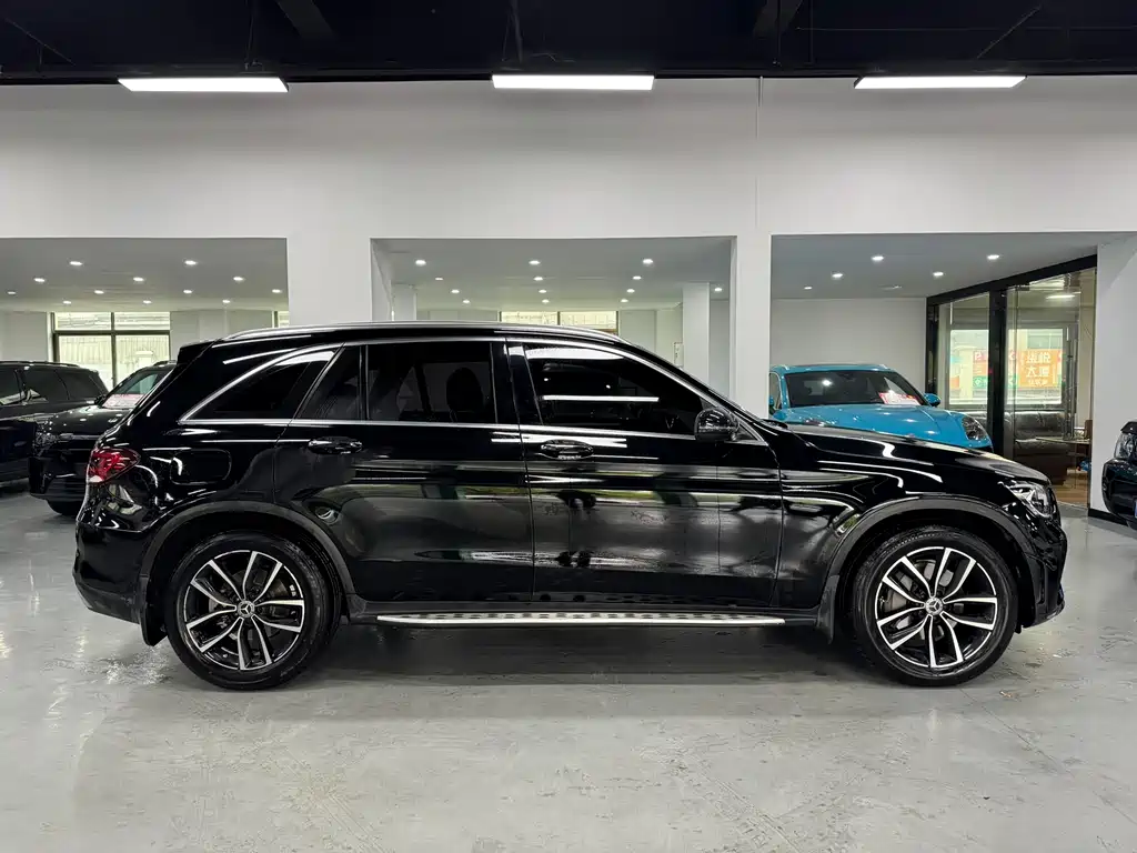 Mercedes-Benz GLC 2021 — фото 4
