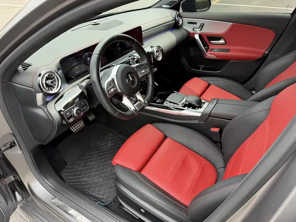 Mercedes-Benz A-Class AMG 2020 — фото 14