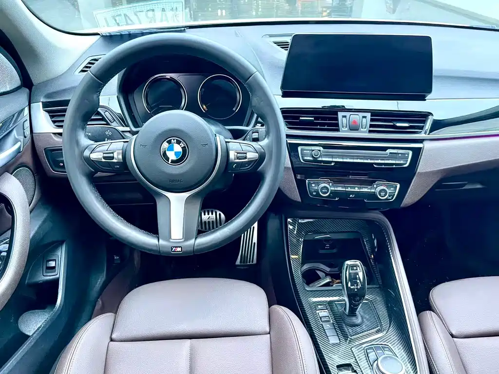 BMW X1 2022 — фото 8