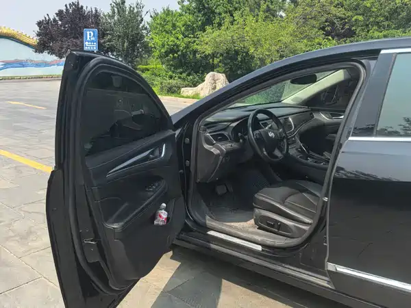 Buick LaCrosse 2022