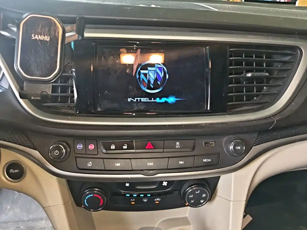 Buick Excelle GT 2020 — фото 13