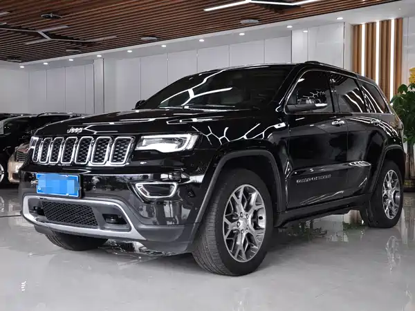 Jeep Grand Cherokee 2022