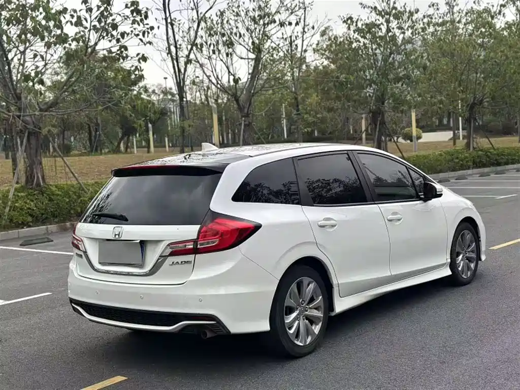 Honda Jade 2018 — фото 23