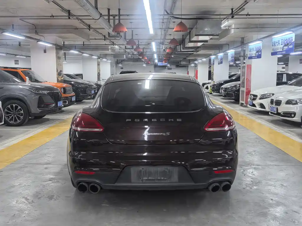 Porsche Panamera 2016 — фото 12