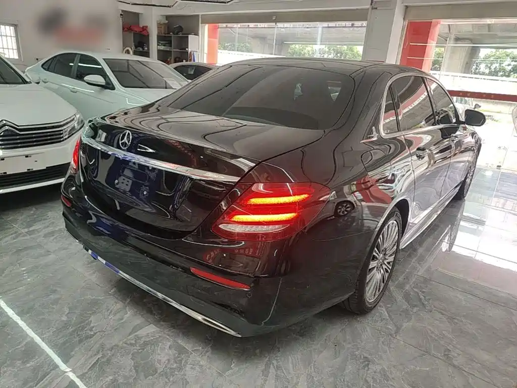 Mercedes-Benz E-Class 2020 — фото 7
