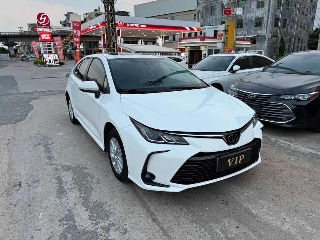 Toyota Corolla 2020 — фото 3