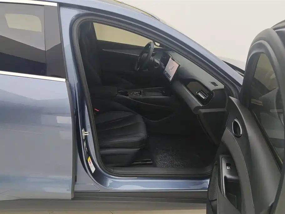 BYD Seal 06 DM-i Wagon 2025 — фото 8
