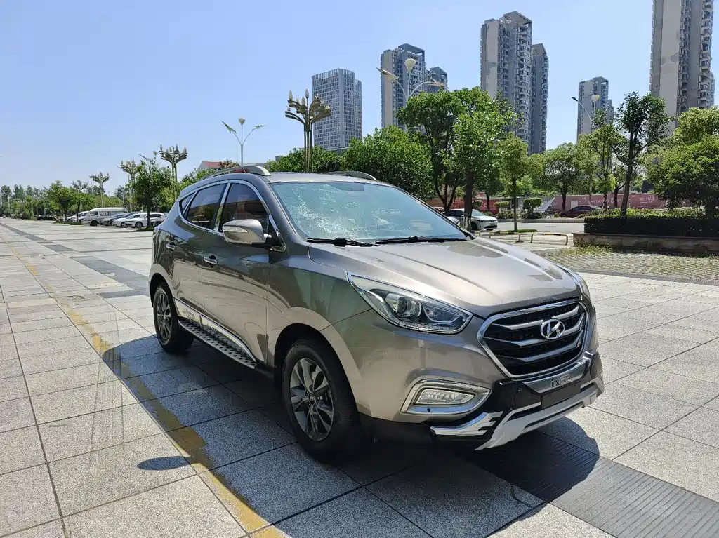 Hyundai ix35 2015 — фото 2