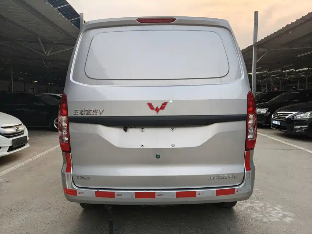 Wuling Hongguang V 2023 — фото 25