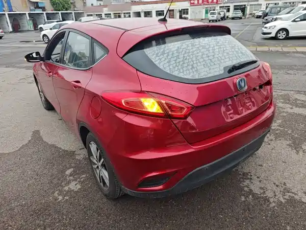Changan Eado XT 2015