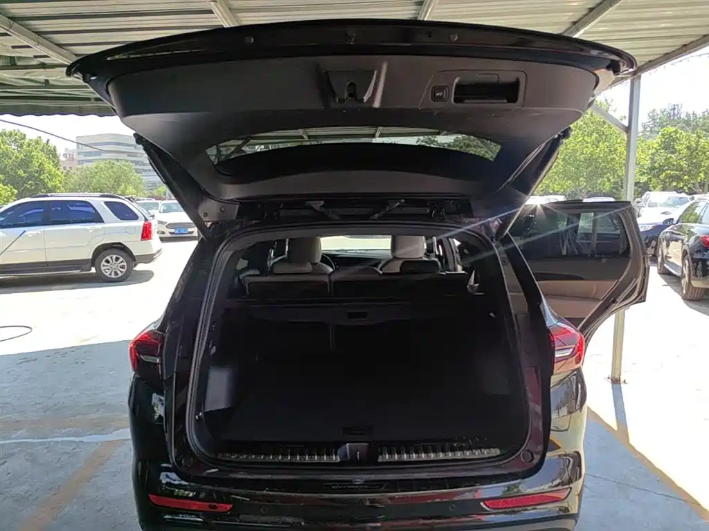 Buick Envision Plus 2023 — фото 19