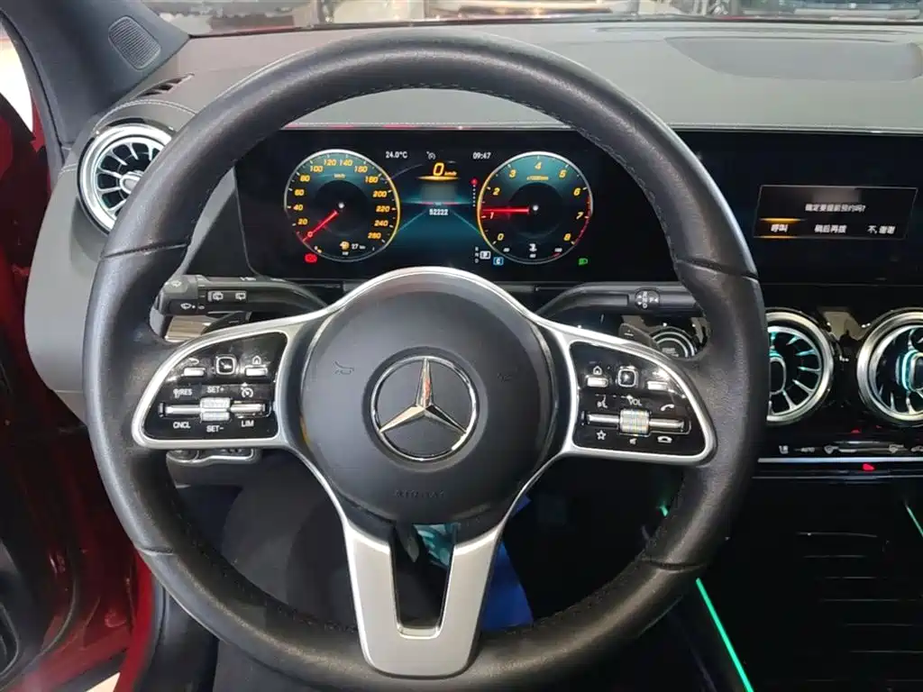 Mercedes-Benz GLA 2021 — фото 11
