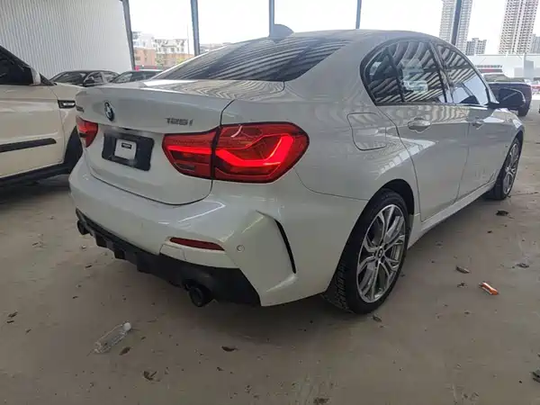 BMW 1 Series 2023