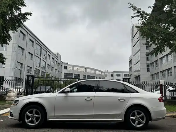 Audi A4L 2013
